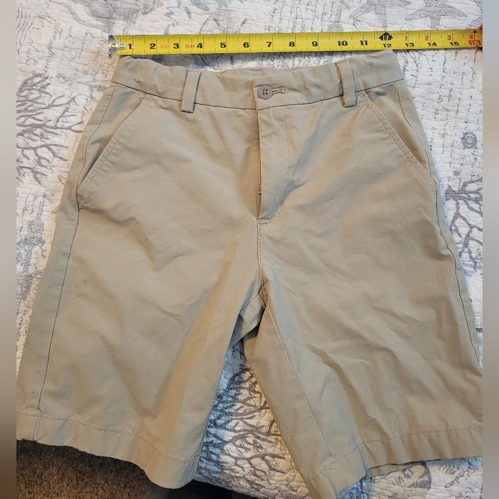Vineyard Vines Tan Shorts Classic Style